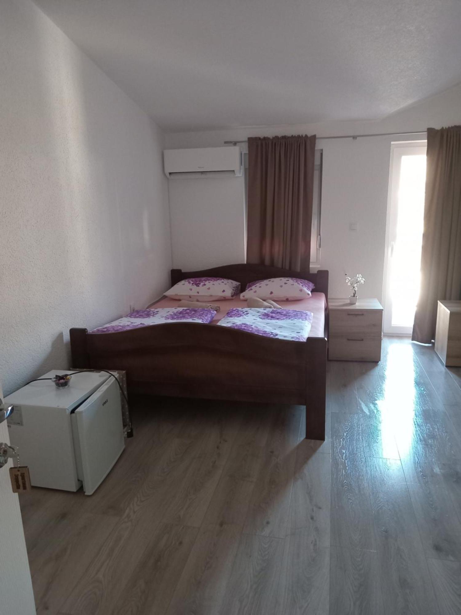 Apartamento Zeppelin Plav Exterior foto